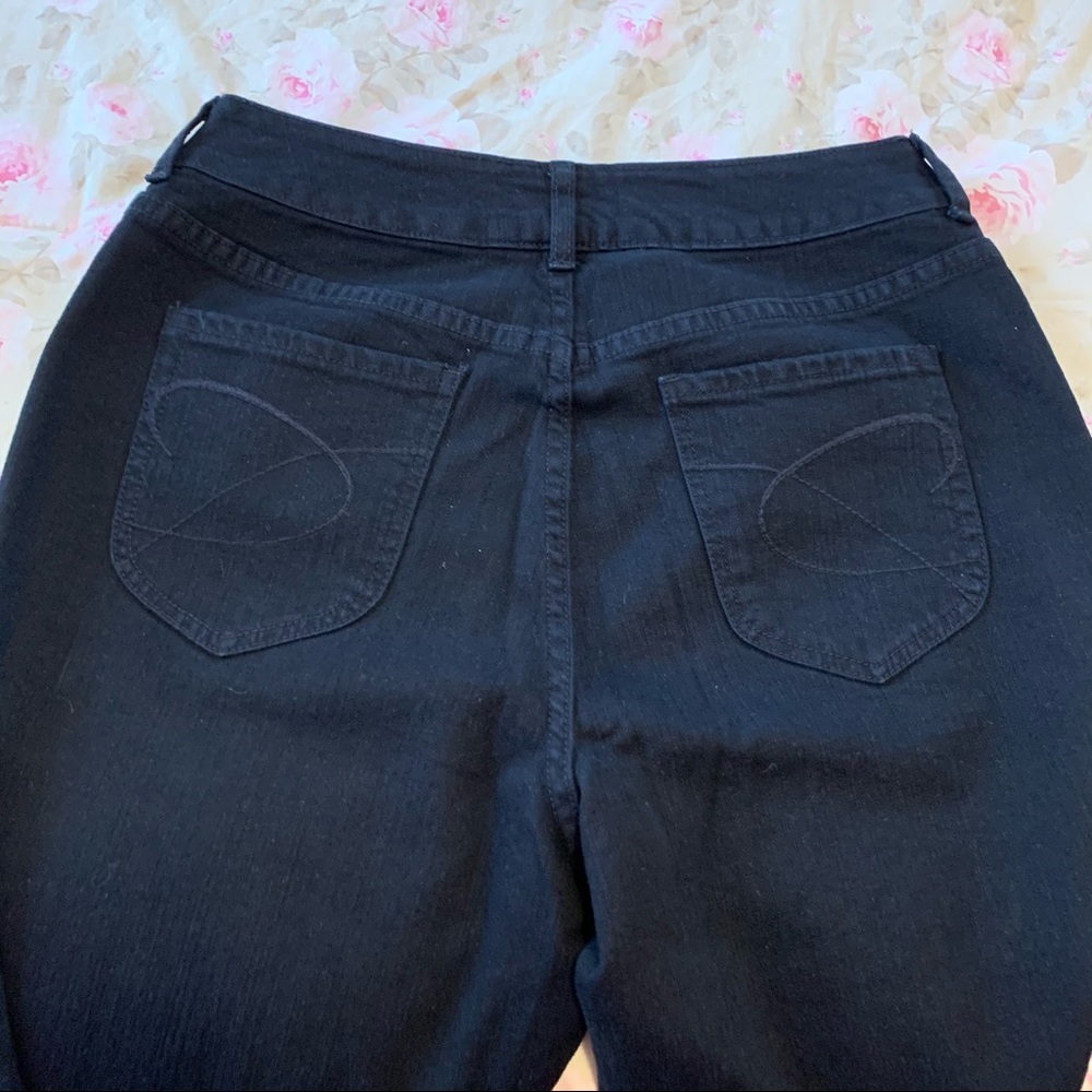 Chico’s Platinum Charm Jean Black size 1 regular